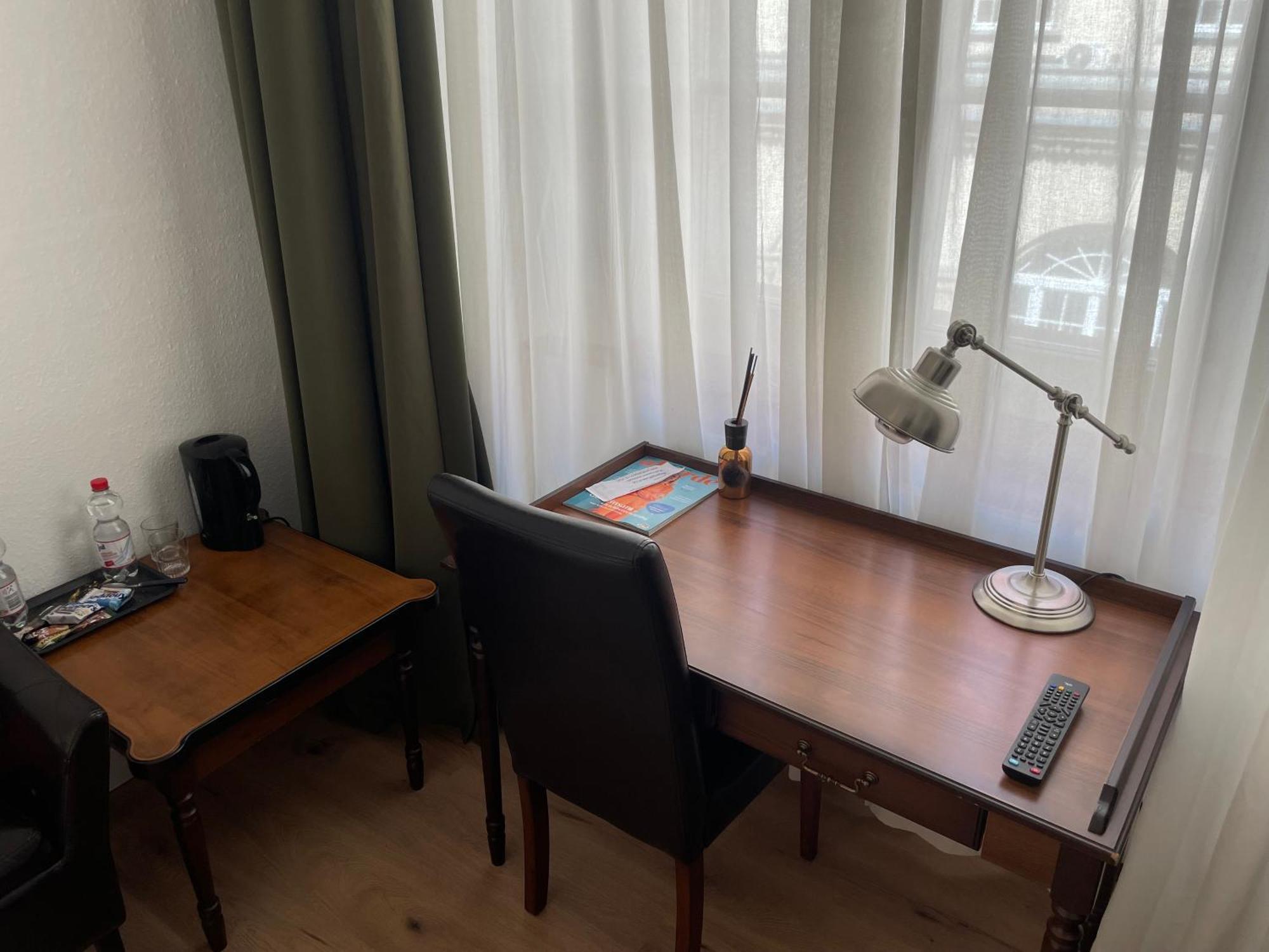 Am Ratshof 3* Halle (Saale)